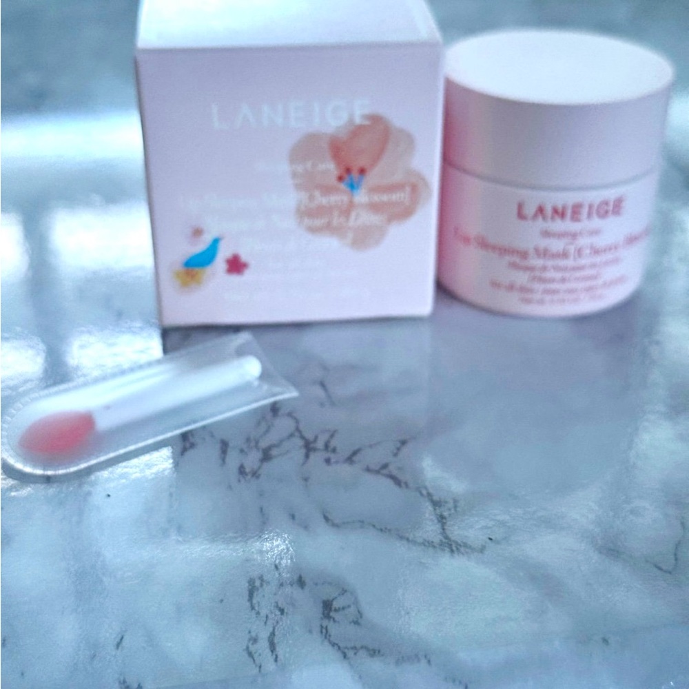 Laneige Cherry Blossom Lip Mask - NEW IN BOX  RARE  SOLD OUT Full size - Picture 2 of 8